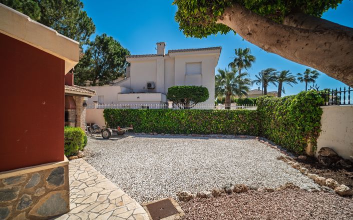 Image No.41-4 Bed Villa for sale