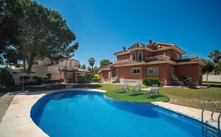 Image No.52-4 Bed Villa for sale