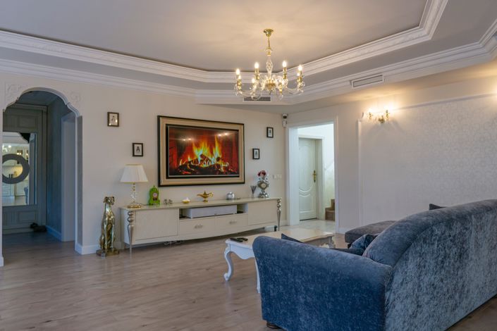 Image No.28-5 Bed Villa for sale