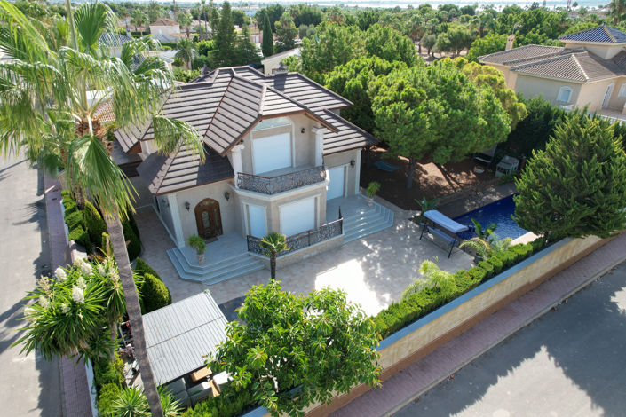 Image No.61-5 Bed Villa for sale