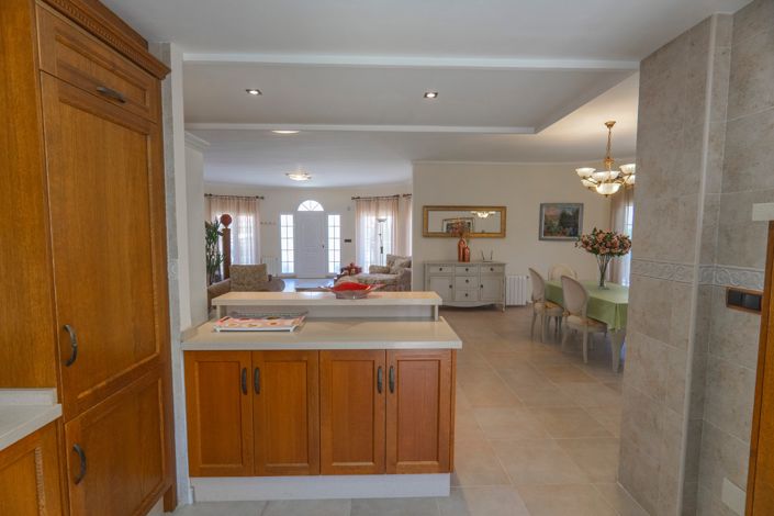 Image No.12-3 Bed Villa for sale