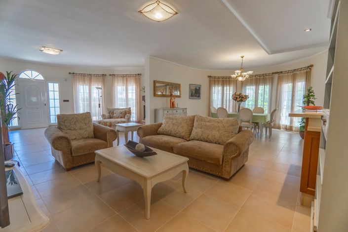 Image No.15-3 Bed Villa for sale