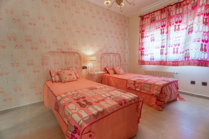 Image No.25-3 Bed Villa for sale