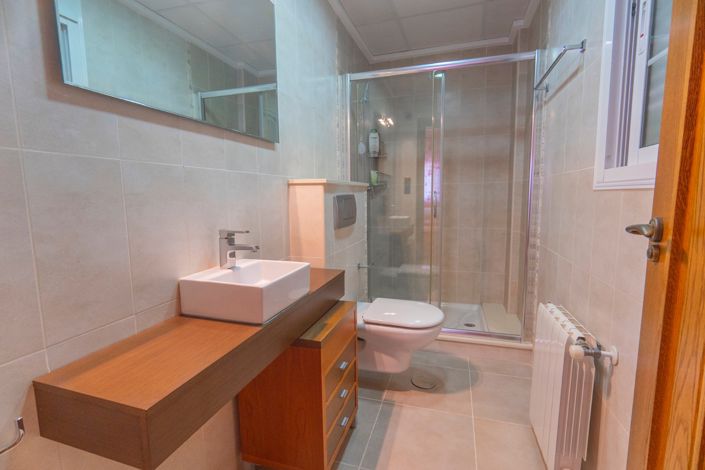 Image No.30-3 Bed Villa for sale