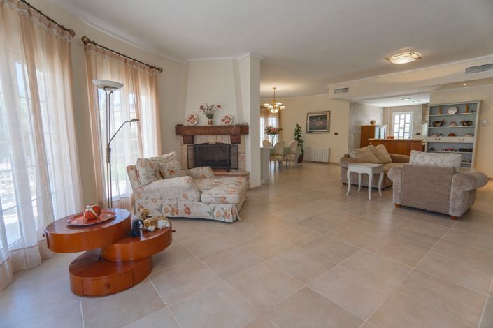 Image No.5-3 Bed Villa for sale