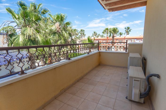 Image No.61-3 Bed Villa for sale