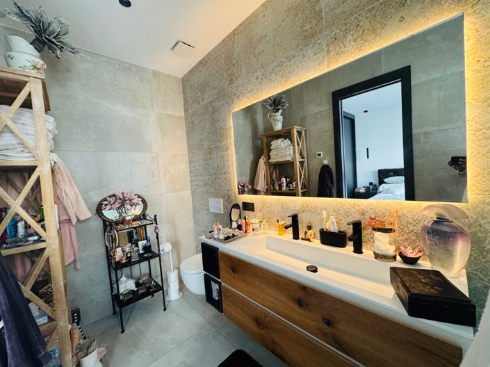 Image No.12-3 Bed Villa for sale