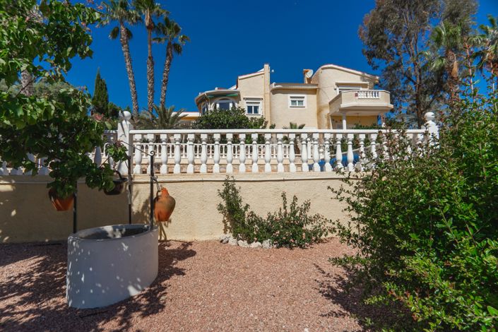 Image No.37-2 Bed Villa for sale