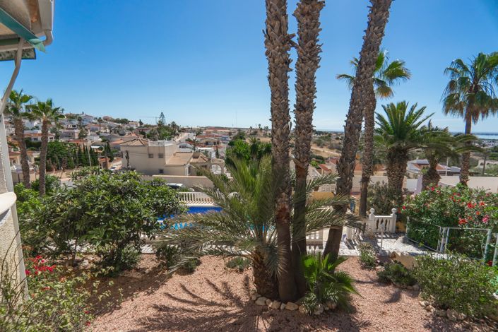 Image No.43-2 Bed Villa for sale