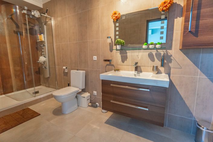 Image No.44-6 Bed Villa for sale