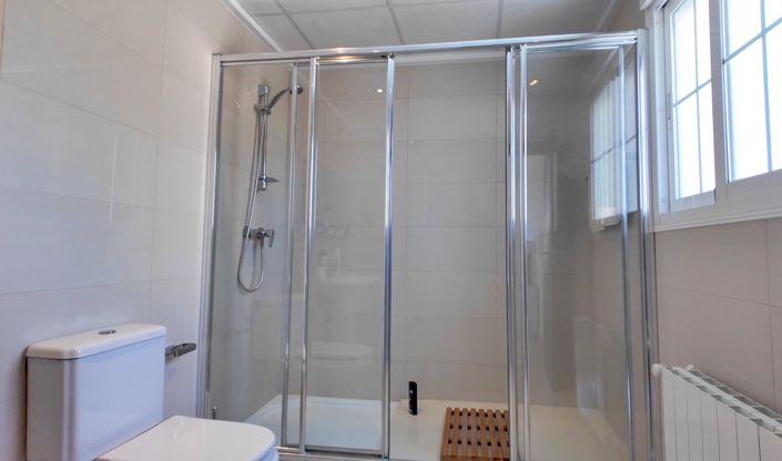 Image No.53-6 Bed Villa for sale