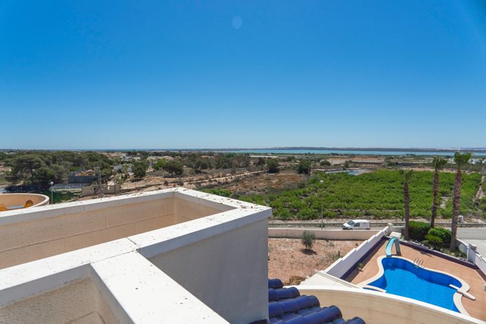 Image No.63-6 Bed Villa for sale