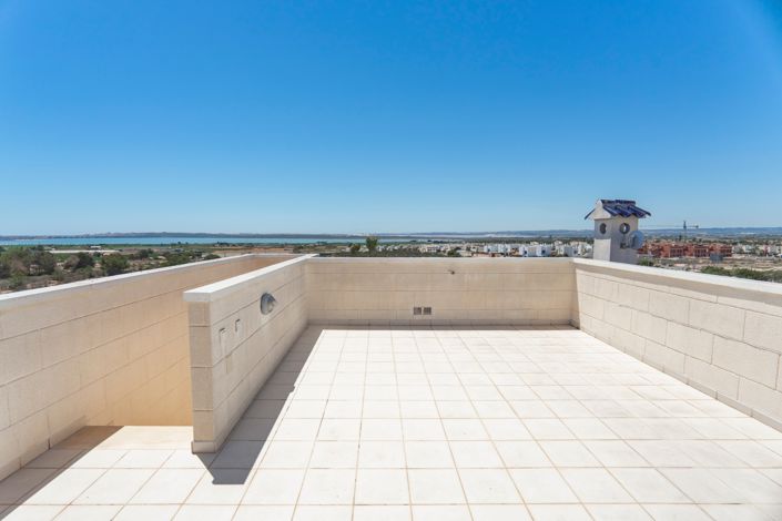 Image No.65-6 Bed Villa for sale