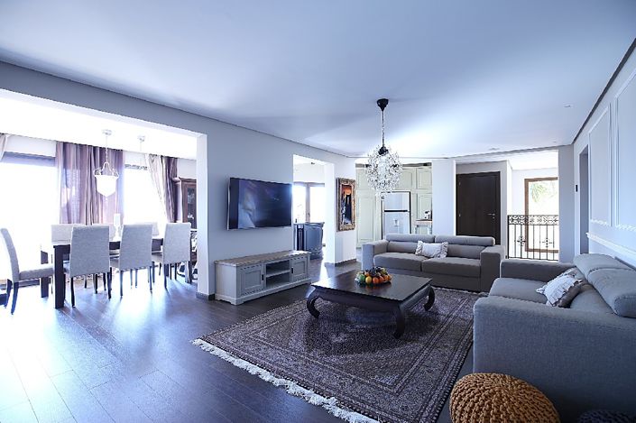 Image No.2-4 Bed Villa for sale