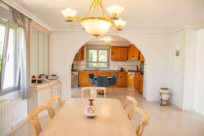 Image No.13-4 Bed Villa for sale