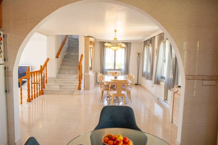 Image No.14-4 Bed Villa for sale