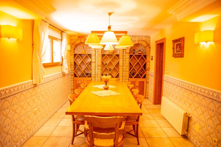 Image No.34-4 Bed Villa for sale