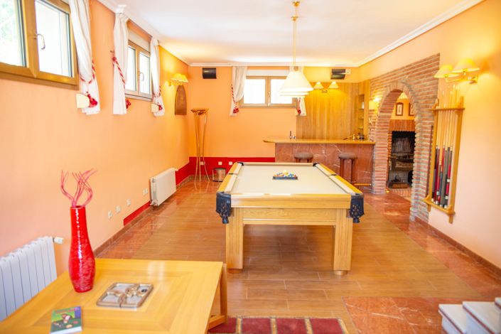 Image No.37-4 Bed Villa for sale