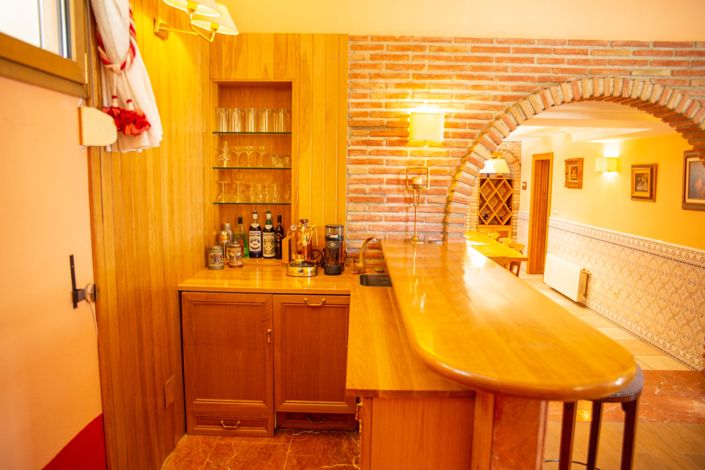 Image No.40-4 Bed Villa for sale