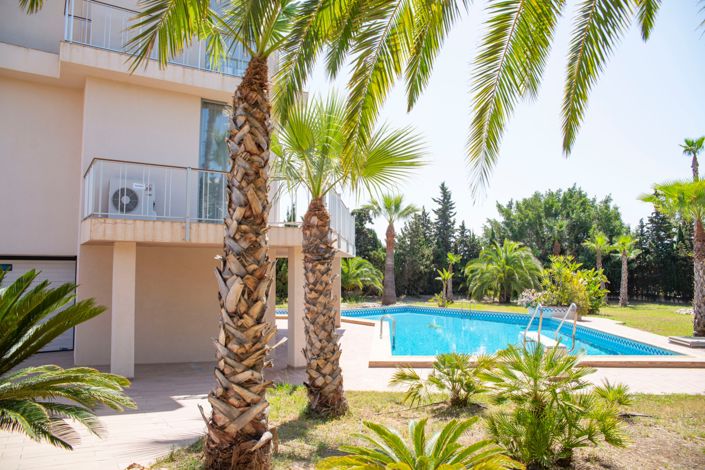 Image No.63-4 Bed Villa for sale