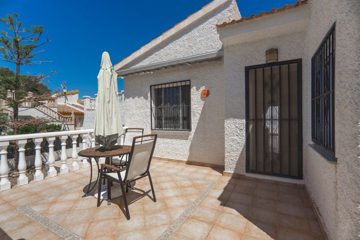 Image No.31-2 Bed Villa for sale