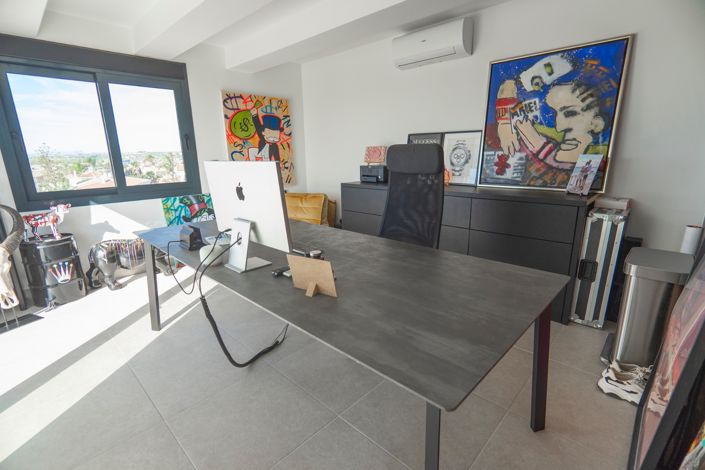 Image No.21-4 Bed Villa for sale