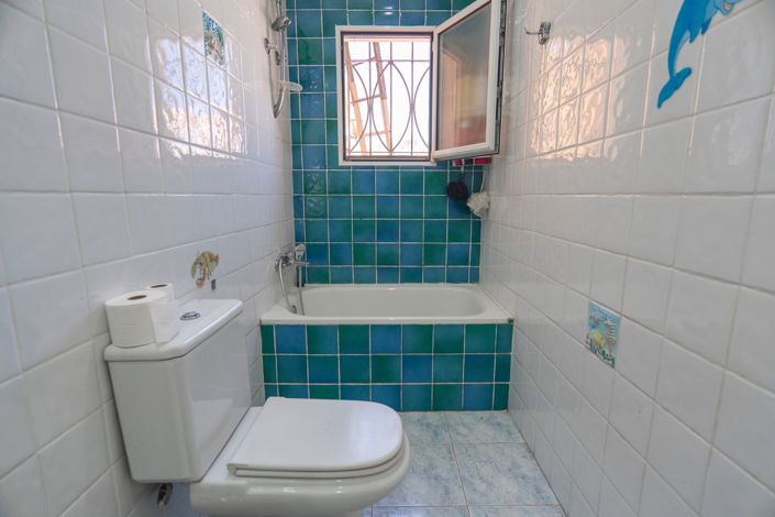 Image No.27-4 Bed Villa for sale