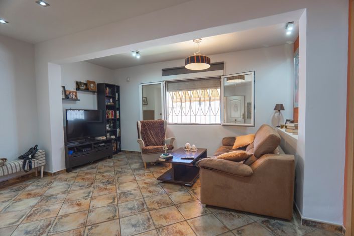 Image No.32-4 Bed Villa for sale