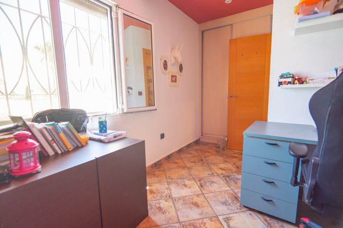 Image No.41-4 Bed Villa for sale