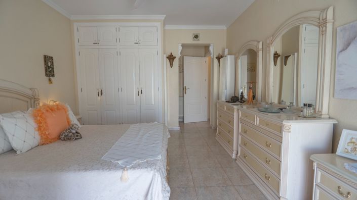 Image No.27-4 Bed Villa for sale