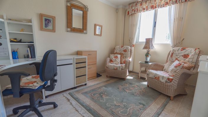 Image No.32-4 Bed Villa for sale