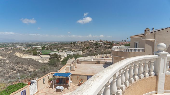 Image No.52-4 Bed Villa for sale