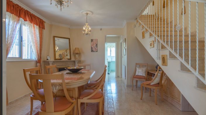 Image No.8-4 Bed Villa for sale