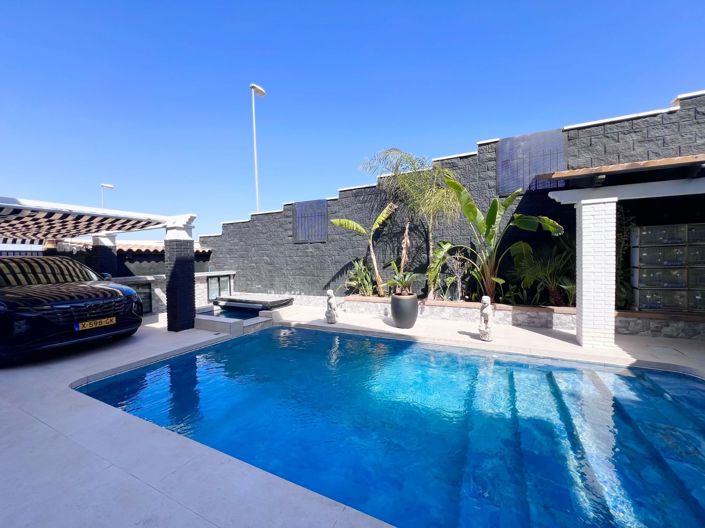 Image No.28-4 Bed Villa for sale