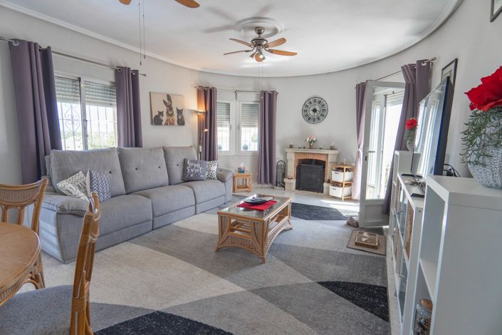 Image No.12-3 Bed Villa for sale