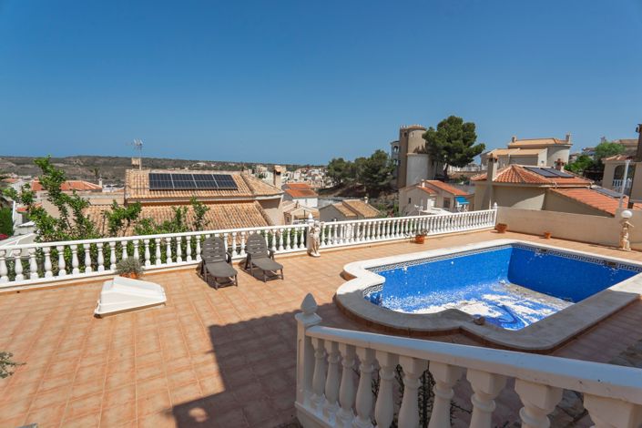 Image No.20-3 Bed Villa for sale