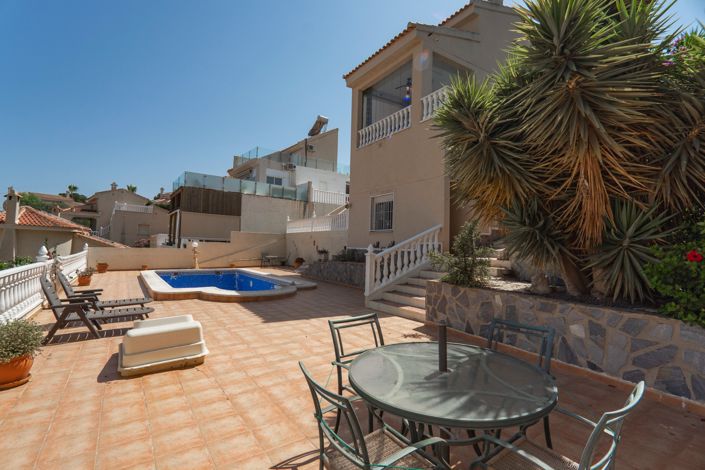 Image No.21-3 Bed Villa for sale