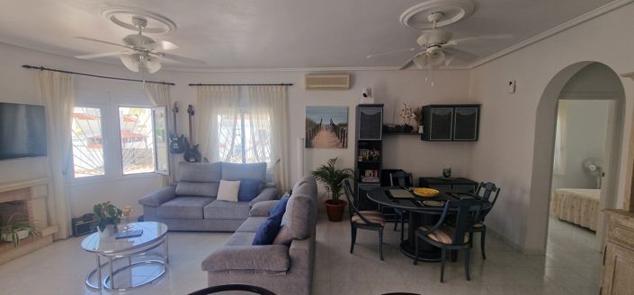 Image No.15-2 Bed Villa for sale