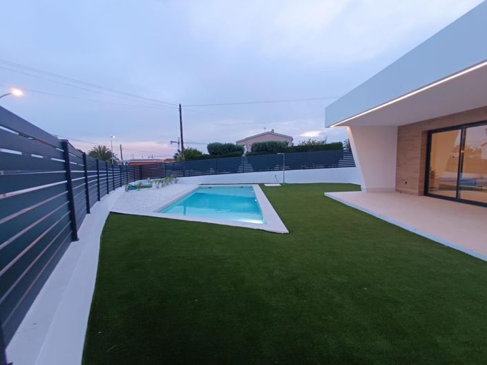 Image No.21-3 Bed Villa for sale