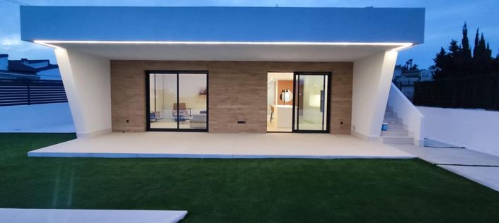 Image No.28-3 Bed Villa for sale