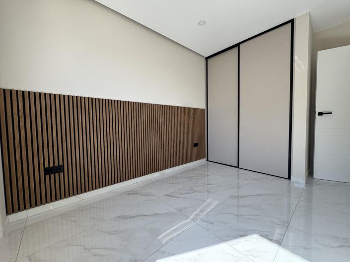 Image No.15-4 Bed Villa for sale