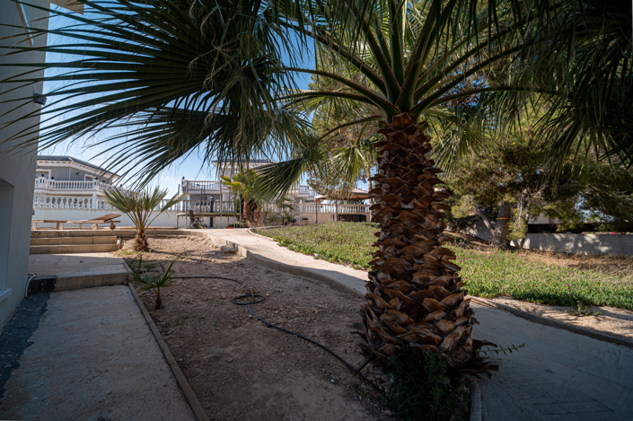 Image No.34-4 Bed Villa for sale