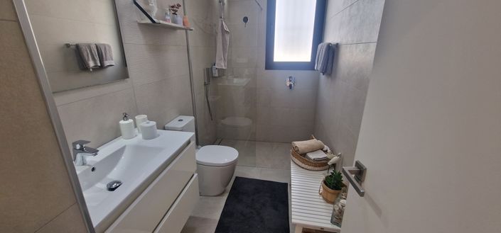 Image No.14-3 Bed Villa for sale