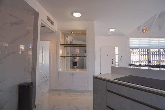 Image No.31-5 Bed Villa for sale