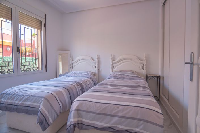 Image No.43-5 Bed Villa for sale