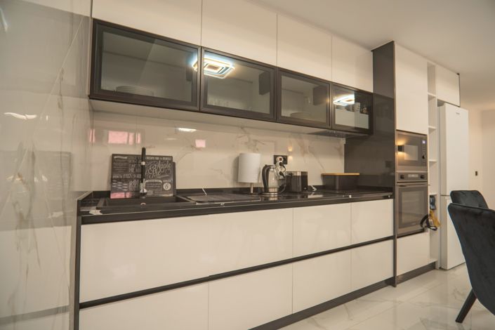 Image No.54-5 Bed Villa for sale