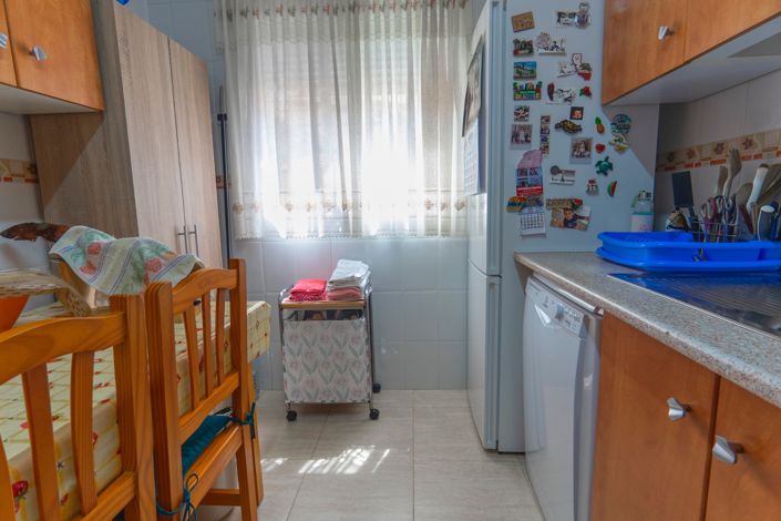 Image No.14-3 Bed House for sale