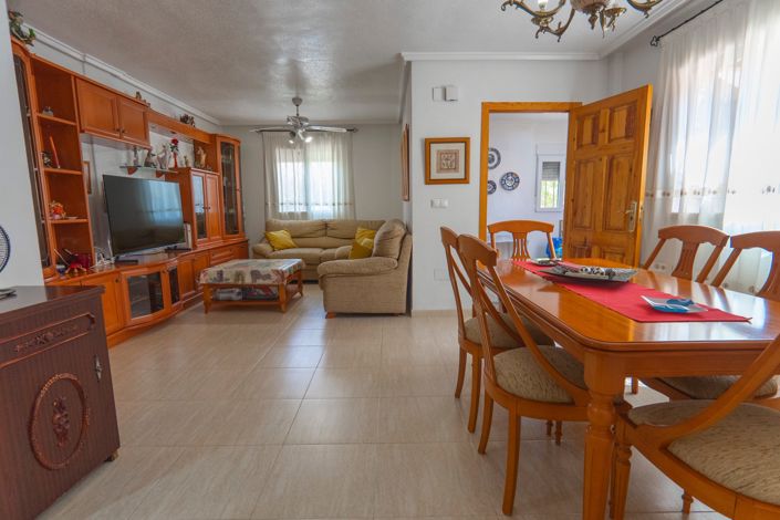 Image No.16-3 Bed House for sale