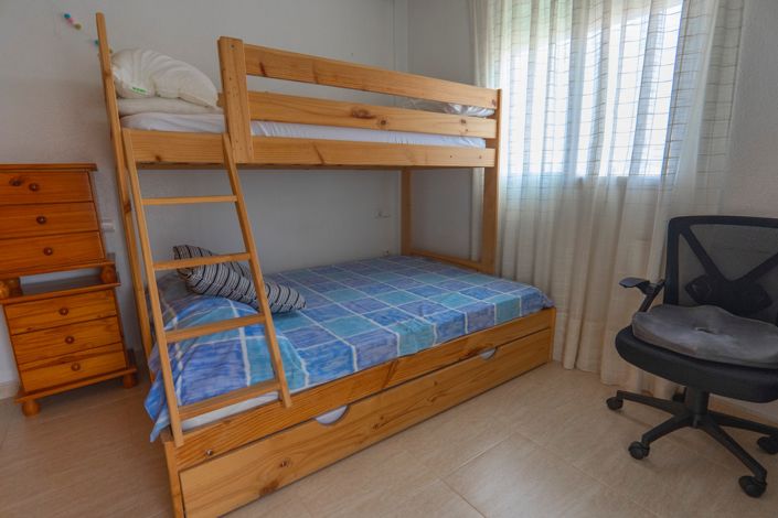 Image No.23-3 Bed House for sale