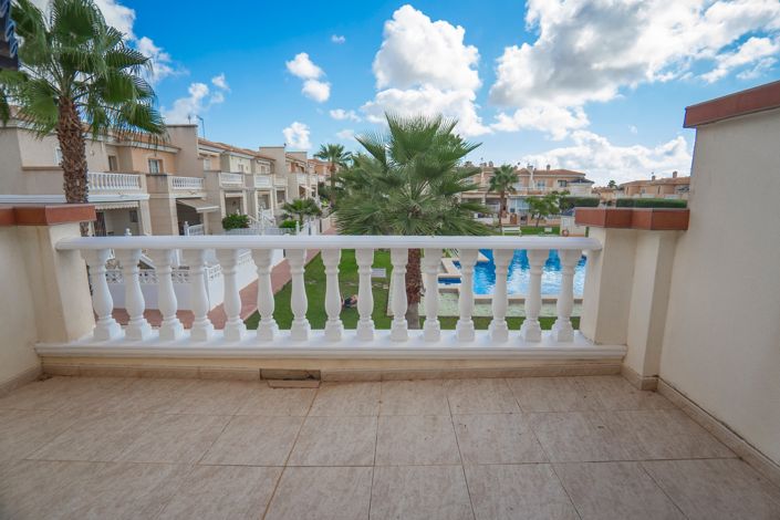 Image No.27-3 Bed House for sale